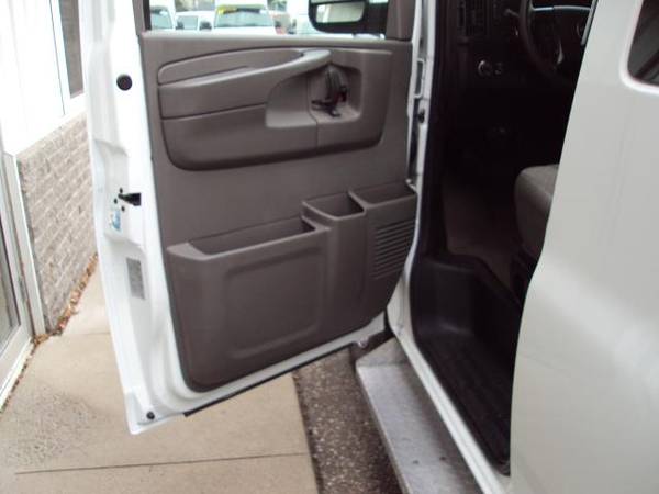 2014 Chevrolet Express Passenger 12 PASSENGER 4X4 QUIGLEY EXTENDED... for sale in waite park, OR – photo 16