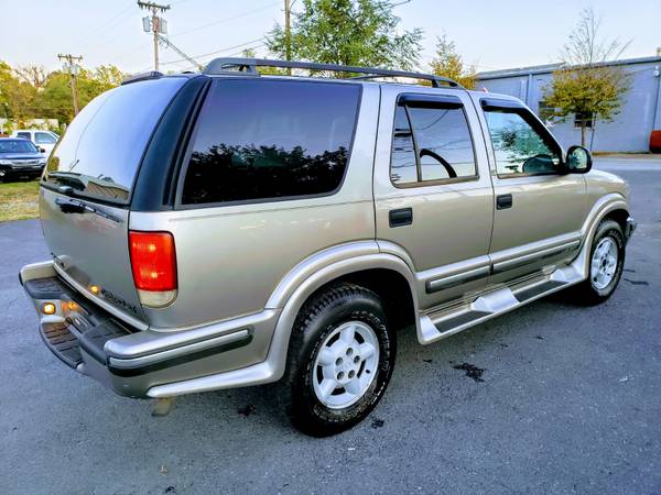 1998 CHEVY BLAZER, 4X4, EXCELLENT CONDITION+ FREE 3 MONTHS WARRANTY! for sale in Front Royal, VA – photo 4