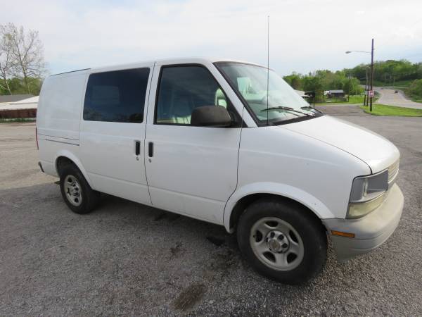 2005 Chevrolet Astro CARGO RWD 4 3 AUTO - - by dealer for sale in Cynthiana, OH – photo 3