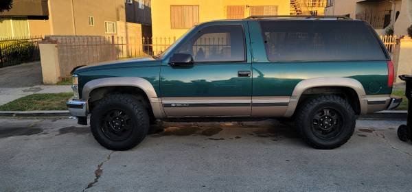 1996 two-door Chevy Tahoe LT push button 4 wheel drive - cars & for sale in Los Angeles, CA – photo 6