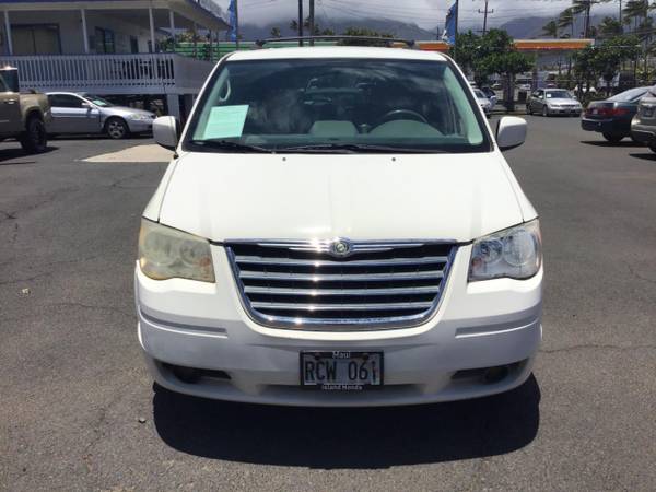 2010 Chrysler Town & Country 4dr Wgn Touring - - by for sale in Kahului, HI – photo 7