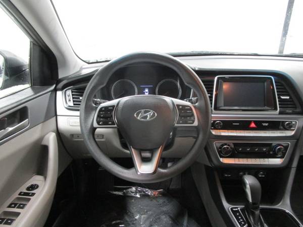 2019 HYUNDAI SONATA SE THEFT - cars & trucks - by dealer - vehicle... for sale in Des Moines, IA – photo 9