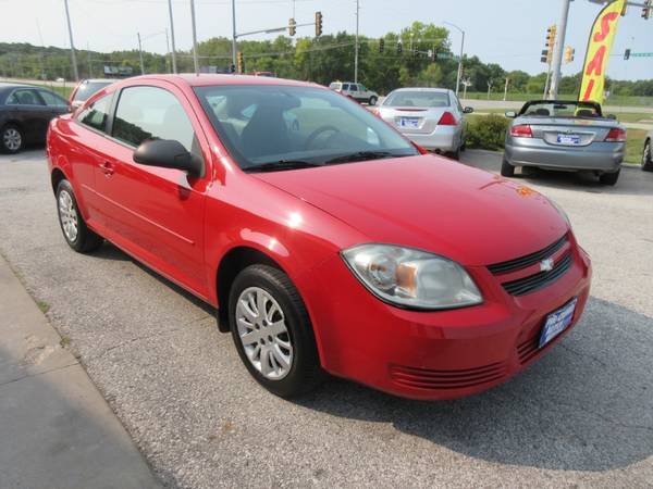 2010 Chevrolet Cobalt Coupe - 5 Speed Manual/Low Miles - 110K!! -... for sale in Des Moines, IA – photo 4