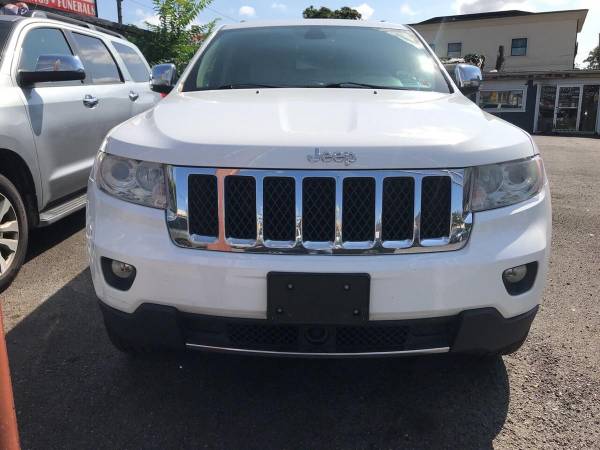 2013 Jeep Grand Cherokee Overland 4x4 4dr SUV BUY HERE, PAY HERE... for sale in Ridgewood, NY – photo 7