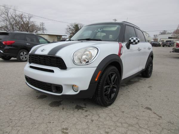 2012 MINI COOPER - FWD 4 CYL MANUAL - cars & trucks - by dealer -... for sale in Oklahoma City, OK