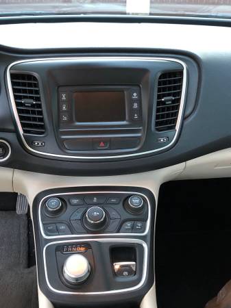 Forsale 2015 Chrysler 200 Limited, Low Miles 36, 500 Miles, Clean for sale in Other, TX – photo 11