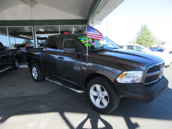 2015 Ram 1500 Express 4X4 Crew Cab Short Box!!! - cars & trucks - by... for sale in Billings, SD – photo 18