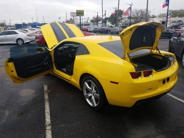 Super low miles clean CAMARO RS BEAUTIFUL BUY HERE PAY HERE ✔️ 💥 -... for sale in Arlington, TX – photo 4