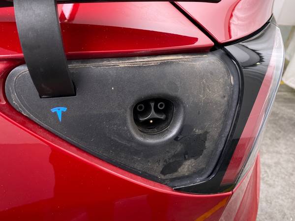 2018 Tesla Model 3 Long Range Sedan 4D sedan Red - FINANCE ONLINE -... for sale in La Crosse, MN – photo 18