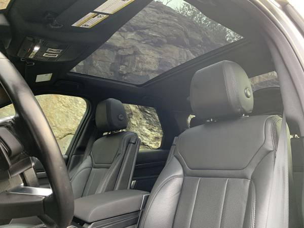 2017 Land Rover Discovery SE - cars & trucks - by dealer - vehicle... for sale in Tyngsboro, MA – photo 6