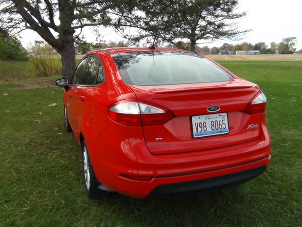 2014 Ford Fiesta SE Red Sedan 79K miles Very Nice! - cars & trucks -... for sale in Tuscola, IL – photo 7