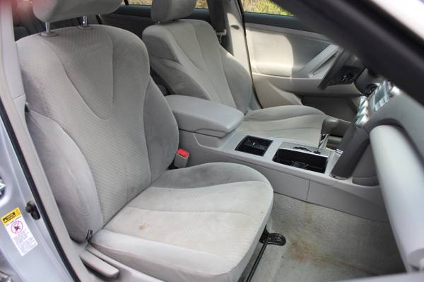 Low 68, 000 Miles 2008 Toyota Camry LE Auto Sunroof for sale in Louisville, KY – photo 22