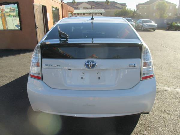 2010 Toyota Prius V Premium Hatchback/Pkg 6/1 Owner/Clean Car Fax -... for sale in Phoenix, AZ – photo 4