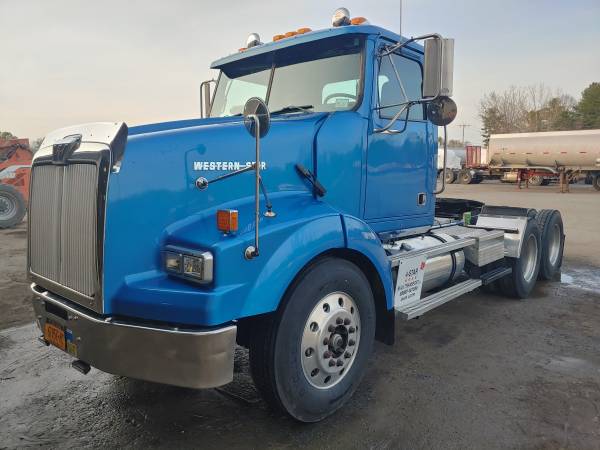 Western Star Day Cab for sale in Fort Edward, NY – photo 2