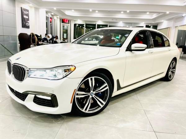 2018 BMW 7 Series 750i xDrive Sedan 749 / MO - cars & trucks - by... for sale in Franklin Square, NY – photo 4