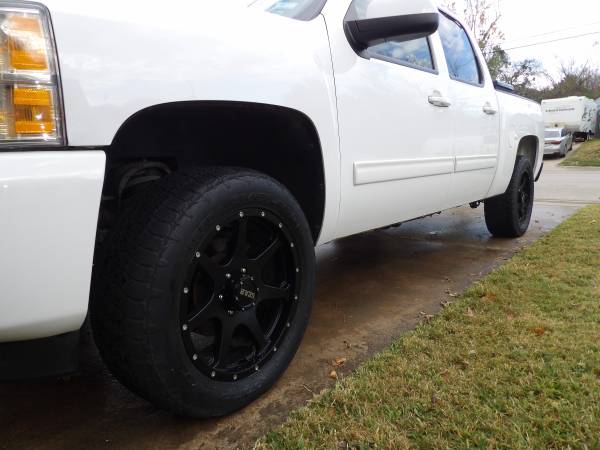 2012 Chevy Silverado Z71 2wd 82K miles - cars & trucks - by owner -... for sale in Denton, TX – photo 2