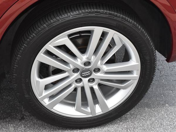 2018 Audi Q5 2.0T quattro Premium Plus - cars & trucks - by dealer -... for sale in Spartanburg, SC – photo 10