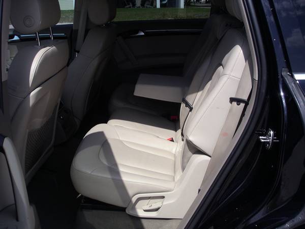 2011 Audi Q7 Premium Plus Quattro 73k miles - cars & trucks - by... for sale in Biloxi, MS – photo 9