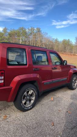 Jeep Liberty - cars & trucks - by owner - vehicle automotive sale for sale in Winchester, NH – photo 3