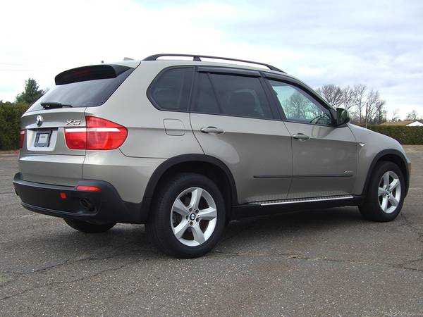 ► 2009 BMW X5 3.0i xDRIVE - AWD, 7 PASS, PANO ROOF, HTD LEATHER,... for sale in East Windsor, MA – photo 3