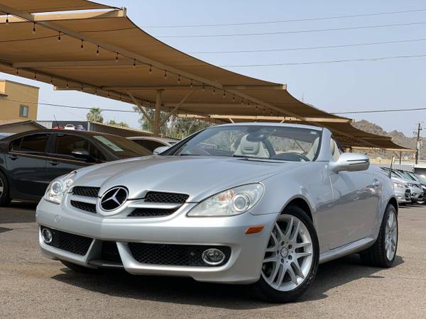 2009 *Mercedes-Benz* *SLK* *SLK300 2dr Roadster 3.0L - cars & trucks... for sale in Phoenix, AZ – photo 5