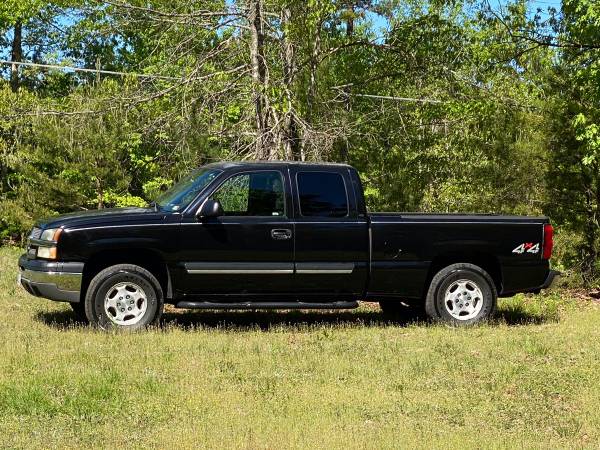 2004 Chevy Silverado LS Extended cab for sale in Other, VA – photo 4