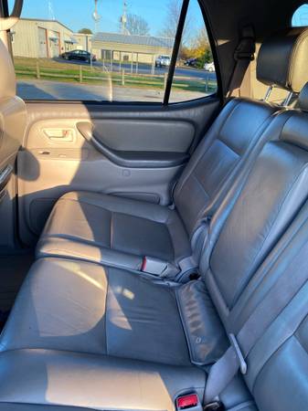 2005 Toyota Sequoia 4wd 3 rows - cars & trucks - by owner - vehicle... for sale in Bentonville, AR – photo 6