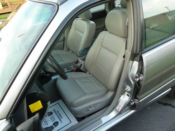 2008 SUBARU FORESTER 2.5 X PREMIUM PACKAGE 96K! NO ACCIDENTS AWD for sale in Philadelphia, PA – photo 13