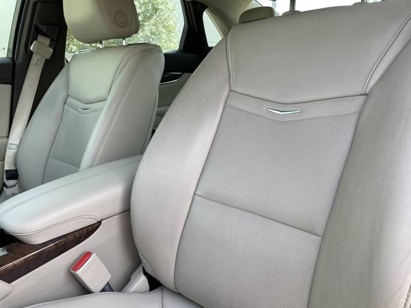 2013 Cadillac XTS Premium 1-OWNER CLEAN CARFAX 6 CYL LEATHER for sale in Sarasota, FL – photo 9