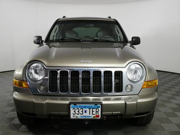2005 Jeep Liberty Limited - - by dealer - vehicle for sale in Inver Grove Heights, MN – photo 13