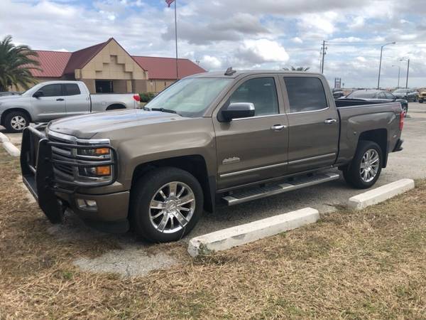 2015 Chevrolet Silverado 1500 High Country 4x4 4dr Crew Cab 5.8 ft.... for sale in Victoria, TX – photo 2