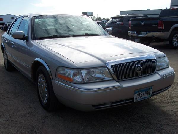 2004 MERCURY GRAND MARQUIS GS RUNS-DRIVES EXCELLENT for sale in Little Falls, MN – photo 4