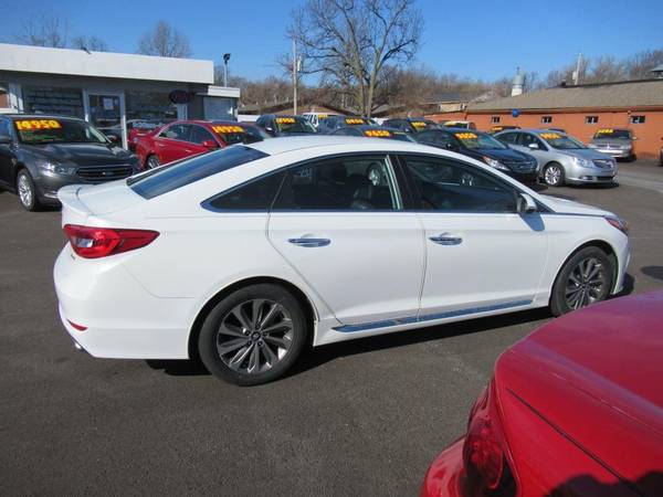 2016 Hyundai Sonota Sport - - by dealer - vehicle for sale in St.Charles, MO – photo 4
