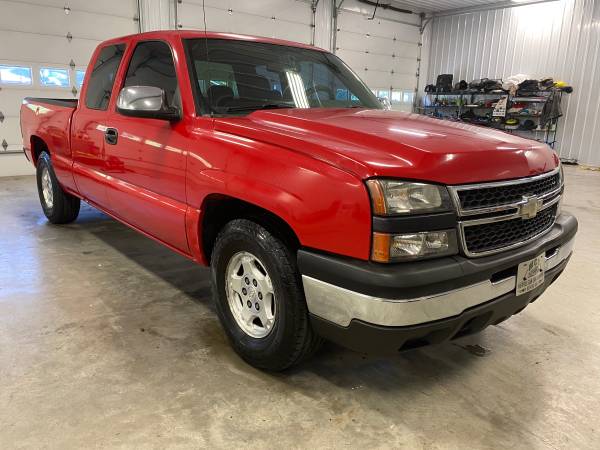 2007 Chevy Silverado 2x2 - cars & trucks - by owner - vehicle... for sale in Frontenac, MO – photo 8