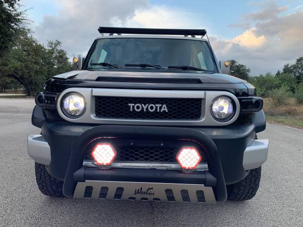 07 Toyota FJ Cruiser (97K Miles-One Owner) - - by for sale in San Antonio, TX – photo 9