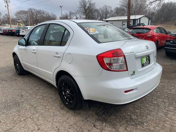 2012 Suxuki SX4 *Manual* - cars & trucks - by dealer - vehicle... for sale in Beloit, WI – photo 7