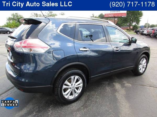 2016 Nissan Rogue SV AWD 4dr Crossover Family owned since 1971 for sale in MENASHA, WI – photo 5