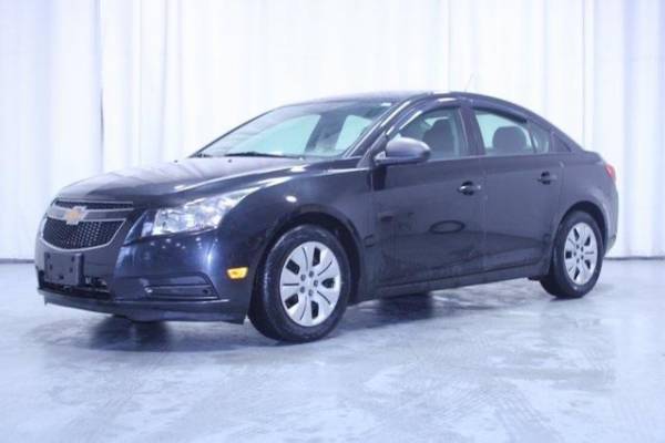 2014 CHEVROLET CRUZE Sedan LS (Automatic) - - by for sale in Massillon, OH – photo 3