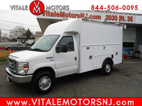 2012 Ford Econoline Commercial Cutaway E-350 ENCLOSED UTILITY BODY for sale in south amboy, IA