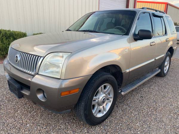 2003 Mercury Moutaineer V8 3rd Row Leather Heated Seats Low Miles -... for sale in Lubbock, TX – photo 2