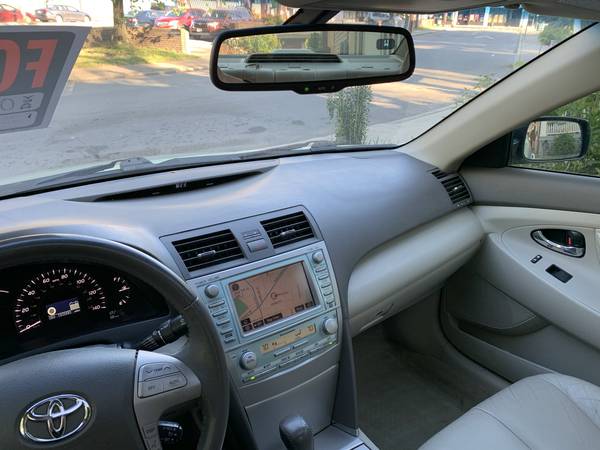 2007 Toyota Camry Hybrid, 185k miles, leather, nav, well maintained! for sale in Cincinnati, OH – photo 20