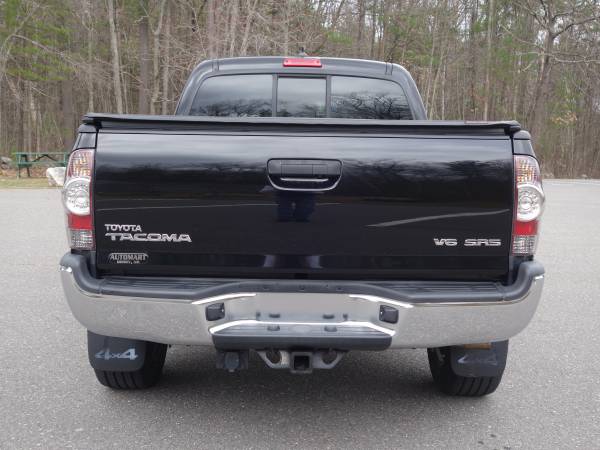 2015 Toyota Tacoma Double Cab V6 4WD - - by dealer for sale in Derry, ME – photo 8