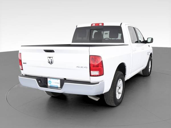 2020 Ram 1500 Classic Crew Cab SLT Pickup 4D 5 1/2 ft pickup White -... for sale in Knoxville, TN – photo 10