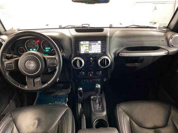 2015 Jeep Wrangler Unlimited Sahara 4x4 4dr SUV for sale in Eldridge, IA – photo 18