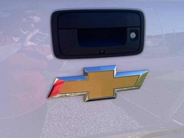2019 Chevrolet Colorado CREW CAB 4X4, WARRANTY, LEATHER, BLUETOOTH,... for sale in Norfolk, VA – photo 11