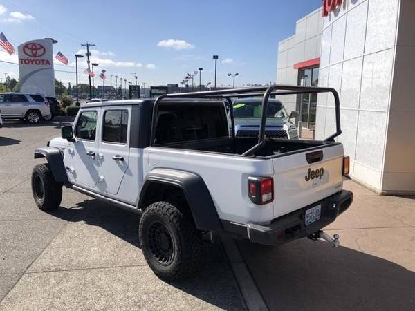 2020 Jeep Gladiator Sport CALL/TEXT - - by dealer for sale in Gladstone, OR – photo 4