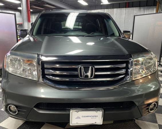 2013 Honda Pilot - CLEAN TITLE & CARFAX SERVICE HISTORY! - cars &... for sale in Milwaukie, OR – photo 3