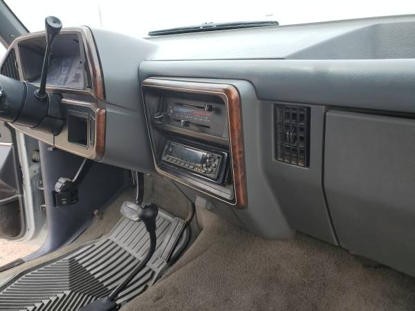 1989 Ford Bronco XLT for sale in Albertville, MN – photo 7