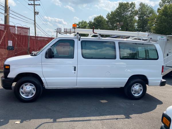 2008 Ford E350 Econoline - cars & trucks - by owner - vehicle... for sale in Bloomfield, NJ – photo 2