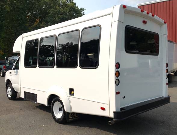 2012 FORD E-350 12 PASS SHUTTLE BUS WHEELCHAIR HANDICAP VAN LOW... for sale in Enfield, MA – photo 7